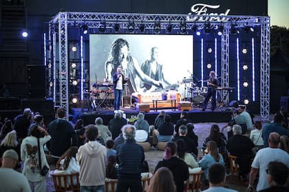 El cierre estuvo a cargo de LN 104.9 + Música