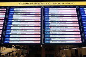 ¿Cuáles son los aeropuertos alternos que tienen Nueva York y Nueva Jersey?