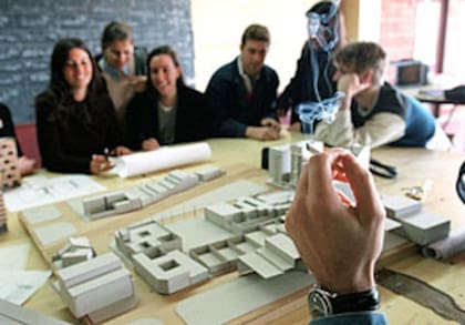 Entre 2013 y 2023, la graduación universitaria creció 18% en la Argentina, 36% en Brasil y 38% en Chile