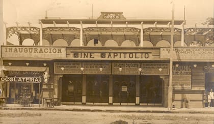 El cine Capitolio y su imponente presencia