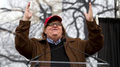 El cineasta y activista Michael Moore lleva a Broadway un espectáculo contra Donald Trump