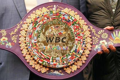 El cinturón hecho en México para la pelea de "Canelo" y Crawford (Facebook @GobTlaxcala)