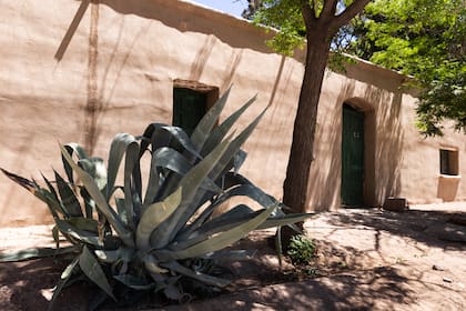El circuito histórico de fachadas en Tamberías, transcurre por las quince cuadras de la avenida Maipú