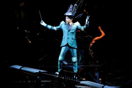 El Cirque du Soleil vuelve a sus orígenes en Bazzar