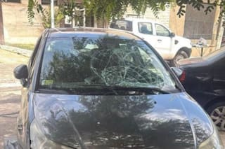 Discutió con su padre, lo golpeó y después volvió en auto para atropellarlo