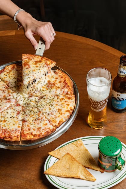 El clásico de la pizza porteña que deleita a Miami este 2026