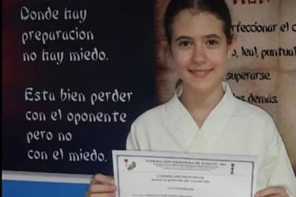 El Club Capri despidió a Juanita con una foto en sus prácticas de karate