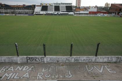 El estadio del club El Porvenir, en Gerli. 