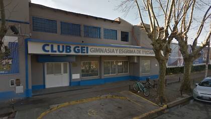 El Club Gimnasia y Esgrima de Ituzaingó, en Lavalle 1151; durante la madrugada, robaron $2.000.000 de la caja fuerte. Fuente: Google Maps