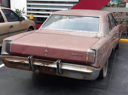 El coche que manejaba el "Loco de la barreta"