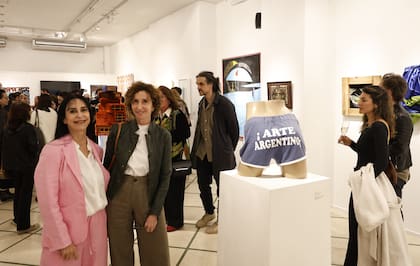 El cóctel previo a la subasta