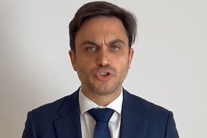 El cofundador de LLA y exarmador de Milei subió un spot tras ser desvinculado de LLA