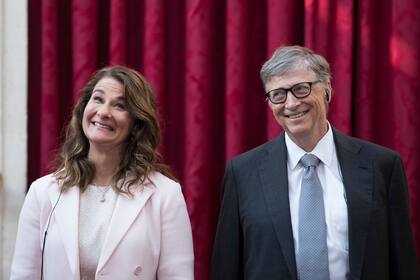 El cofundador de Microsoft Bill Gates (derecha) y Melind (AP Foto/Kamil Zihnioglu, Pool)