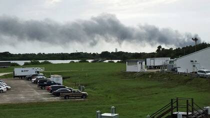 El cohete no tripulado explotó durante un ensayo