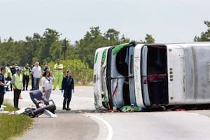 El conductor del ómnibus que volcó en la ruta 2 podría quedar excarcelado