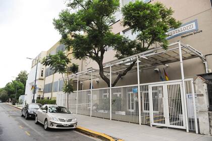 "Hay unos 67 estudiantes de nuestra institución que están en sus casas porque vinieron de Alemania tras participar tres meses de un intercambio", dicen en el Pestalozzi