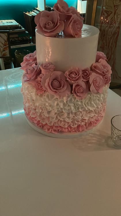 El color rosa, el favorito de la diva, estuvo presente en la ambientación y en cada detalle del evento