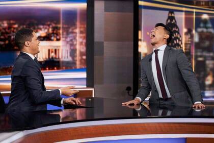 El comediante Ronny Chieng, estrella de Daily Show