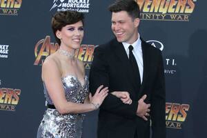 Colin Jost, el novio de Scarlett Johansson, conducirá la ceremonia