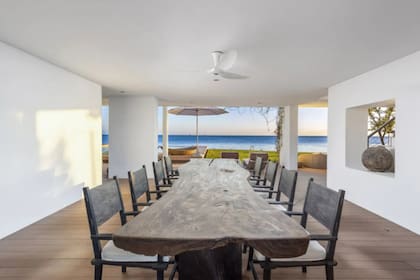El comedor de la vivienda en la que Messi pasó sus vacaciones en Florida
