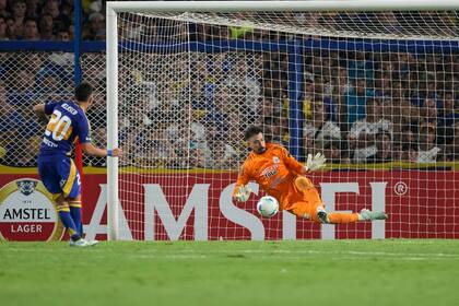 El comienzo del fin: penal errado por Velasco y Boca fuera de la Libertadores.