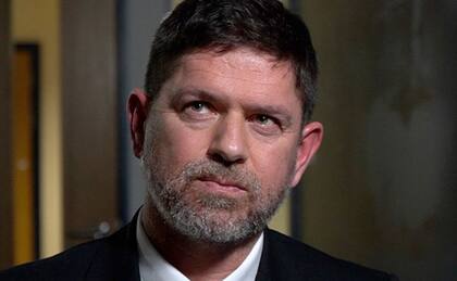 El comisario Simon Williams dijo que considera el uso de jóvenes traficantes de drogas como "abuso infantil".