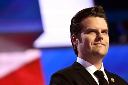El Comité de Ética acusa a Matt Gaetz de pagar por sexo y consumir drogas mientras era congresista.