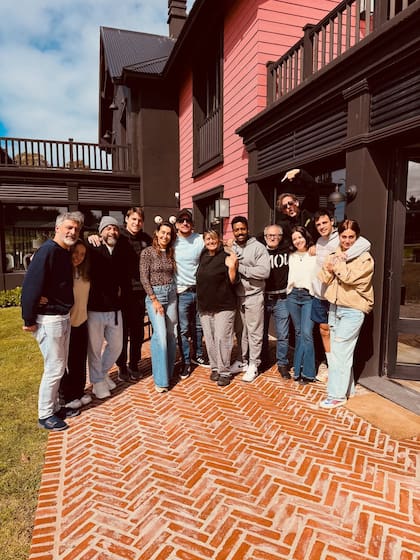 El compañerismo de Rocky trascendió el escenario (Foto: @nicovazquezok)