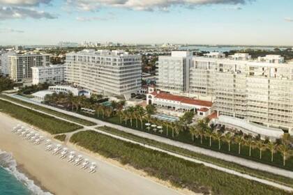 El complejo donde está el departamento que vendieron Thalía y Tommy Mottola se encuentra en el Surf Club, uno de los espacios más chic de Florida