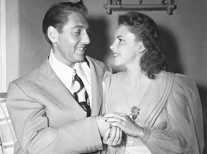 El compositor David Rose fue el primero de los cinco matrimonios de la estrella