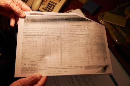 El comprobante del ingreso al puerto de Buenos Aires de las últimas piezas del Monumento a Cristóbal Colón, el 12 de noviembre de 1920