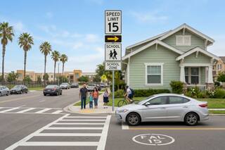 San Diego baja los límites de velocidad de sus calles: 15 mph en zonas escolares y los “15 Fatales” en la mira