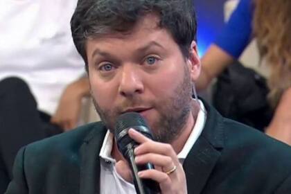 El conductor de Los 8 escalones sigue remando noche a noche para sumar televidentes frente a la pantalla de eltrece