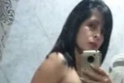 Otro crimen al volante: el conductor de una camioneta atropelló, arrastró y mató a una joven madre que circulaba en moto