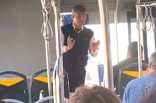 La genial broma del chofer de bus en Portugal sobre Cristiano y Messi