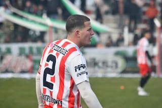 Un futbolista bajó de su camioneta y dejó inconsciente al novio de su ex con golpe en la cabeza