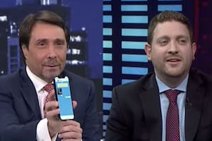 Feinmann mostró el sticker que le hicieron sus compañeros