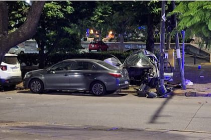 El conductor que venía corriendo picadas atropella a la madre con su hija