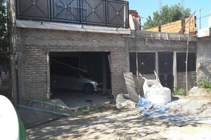 El conductor tenía 57 años y, según versiones preliminares, estaba aprendido a manejar