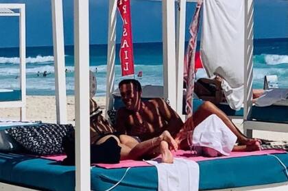 El conductor tiene dos hijos con quienes vacacionó en la costa argentina