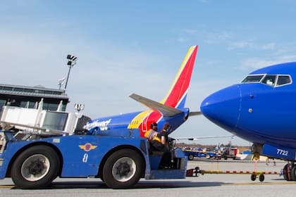 El conflicto en Medio Oriente dispara el precio del combustible aéreo