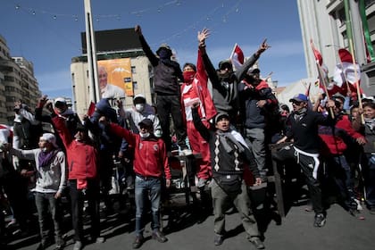 El conflicto entre los manifestantes y el gobierno amenaza con recrudecerse, en medio de acusaciones cruzadas de ambos lados