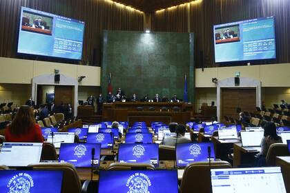 El Congreso en Chile adaptó sus reglamentos