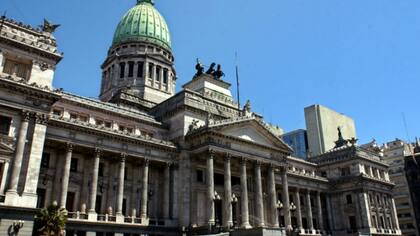 El oficialismo analiza ajustar la cantidad de bancas al último censo