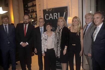 El Consejo Argentino para las Relaciones Internacionales (CARI) cumplió 40 años y lo celebró en La Rural con una cena a la que asistieron cientos de invitados