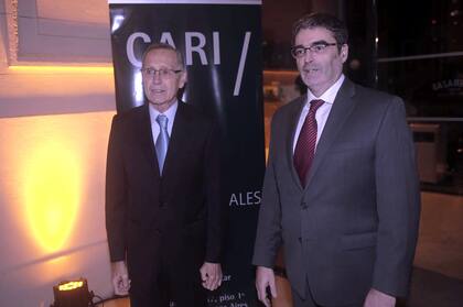 El Consejo Argentino para las Relaciones Internacionales (CARI) cumplió 40 años y lo celebró en La Rural con una cena a la que asistieron cientos de invitados