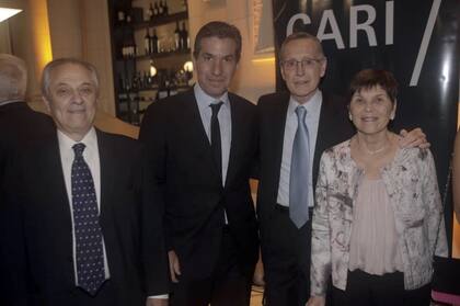 El Consejo Argentino para las Relaciones Internacionales (CARI) cumplió 40 años y lo celebró en La Rural con una cena a la que asistieron cientos de invitados