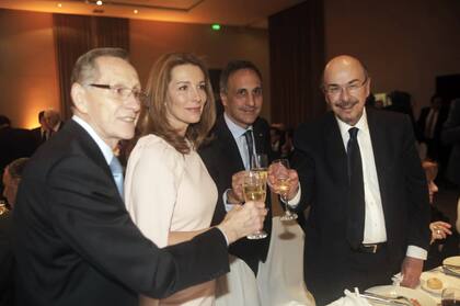 El Consejo Argentino para las Relaciones Internacionales (CARI) cumplió 40 años y lo celebró en La Rural con una cena a la que asistieron cientos de invitados