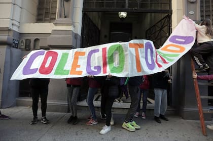 Alumnos del Carlos Pellegrini, durante una protesta realizada este año