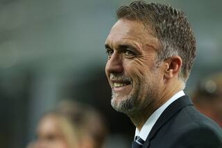 El consejo de Batistuta a Pekerman en Twitter para que no regrese a la selección